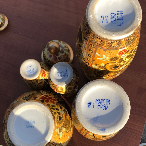 Porcelain Set-Five Piece Fine Hand-Painted China - Picture 9 of 10